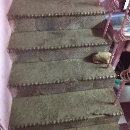 New Apollo Residency Chennai Bagian luar foto